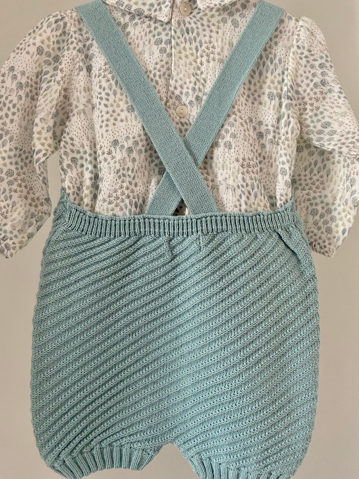 Conjunto peto y camiseta muselina